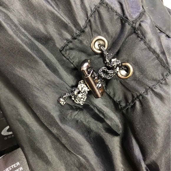 Kenneth Cole Reaction Women’s Black Full Zip Feather Puffer Jacket - Picture 7 of 8